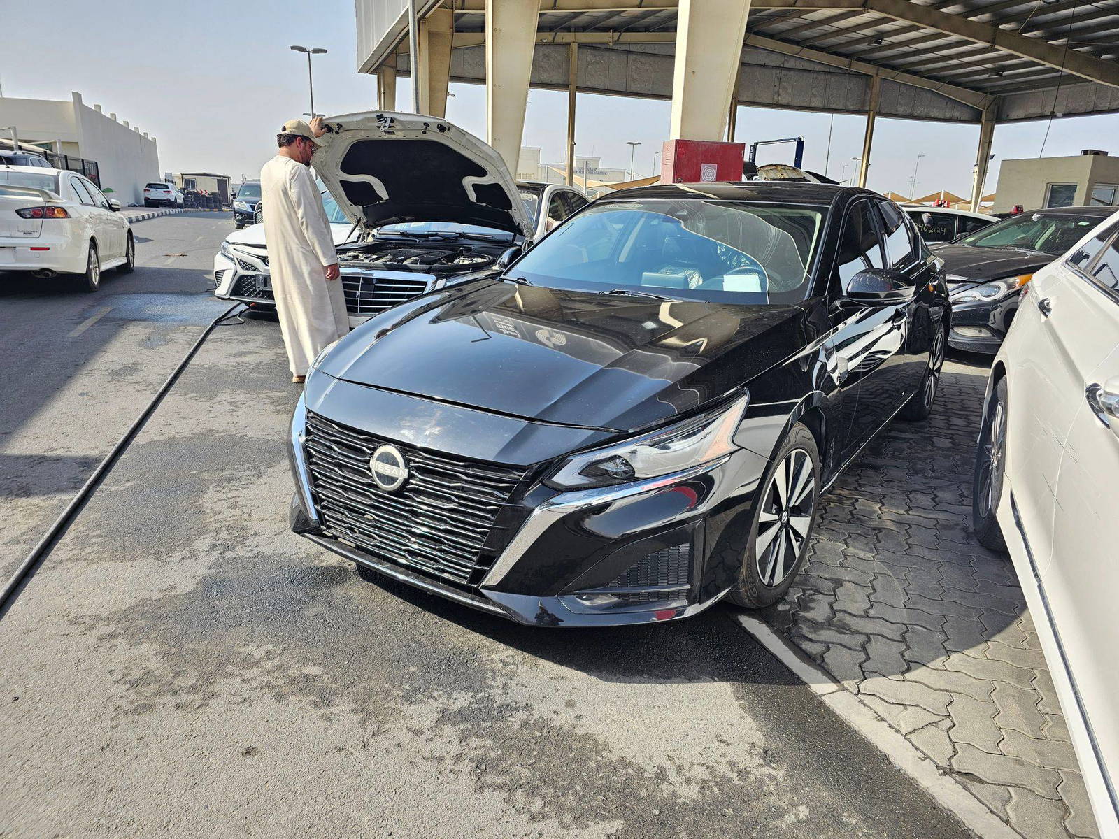 2020 NISSAN ALTIMA — 118057 Miles — Lot 9LC101493 — Souq - Marhaba Auctions Used Cars - Image 5