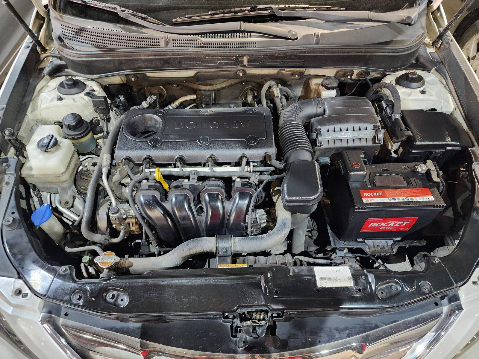 2010 HYUNDAI SONATA — 116852 KM — Lot 130108 — Main - Marhaba Auctions Used Cars - Image 13