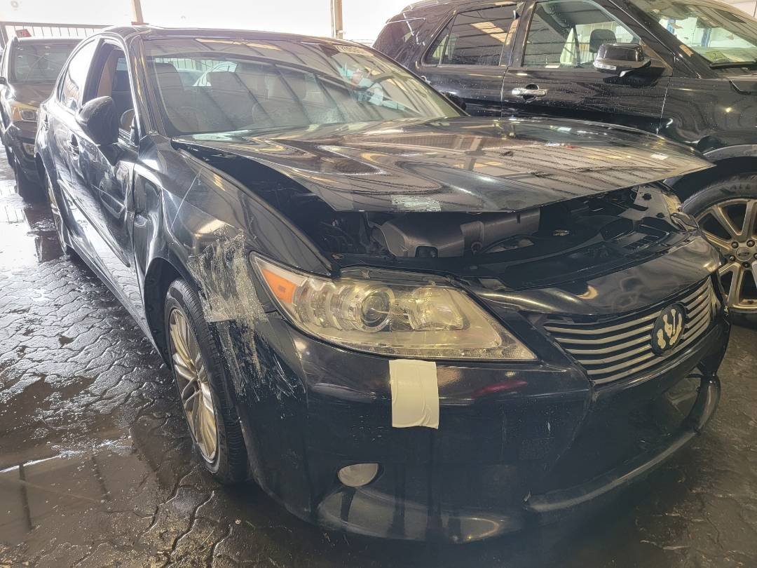 2014 LEXUS ES 350 — 185309 Miles — Lot 100634 — Main - Marhaba Auctions Used Cars - Image 4