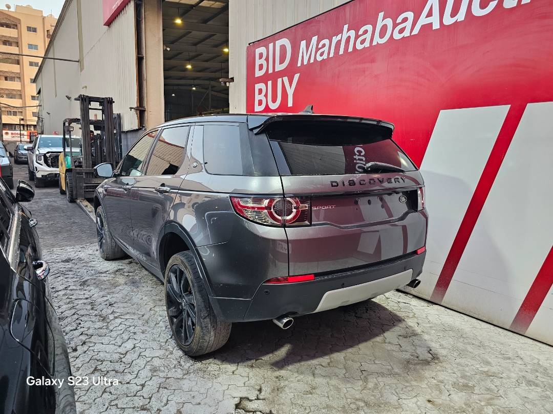 2015 LAND ROVER DISCOVERY — 144369 Miles — Lot FH538444 — Main - Marhaba Auctions Used Cars - Image 5