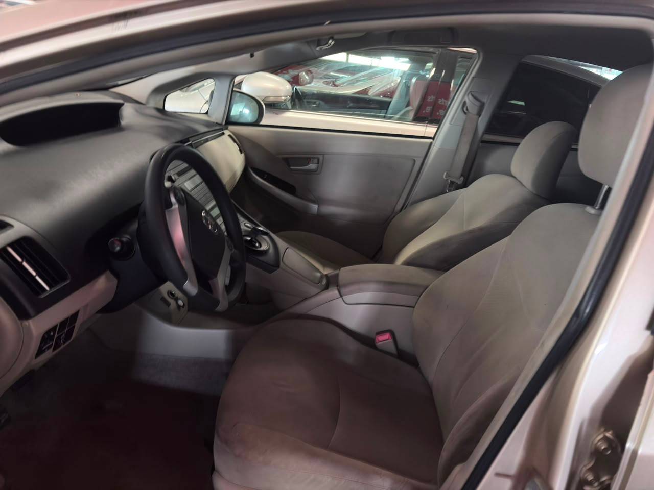 2011 TOYOTA PRIUS — 172050 Miles — Lot 98877705 — Main - Marhaba Auctions Used Cars - Image 9
