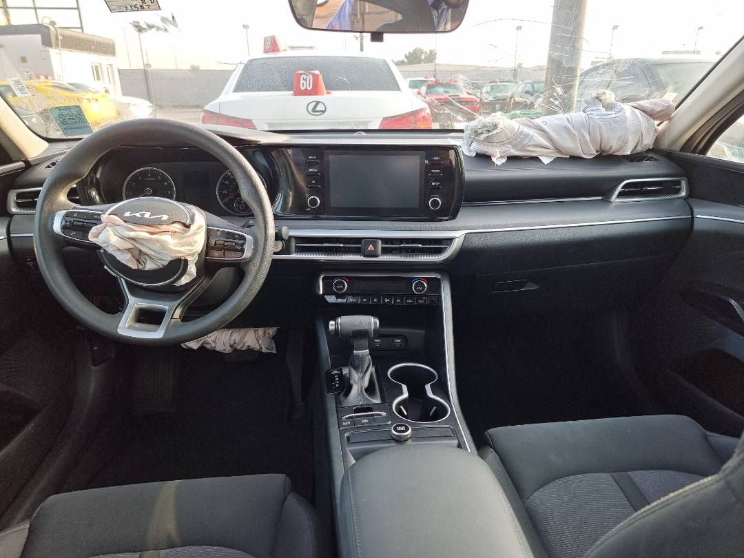 2022 KIA K5 — 31586 Miles — Lot 215487 — Souq - Marhaba Auctions Used Cars - Image 7