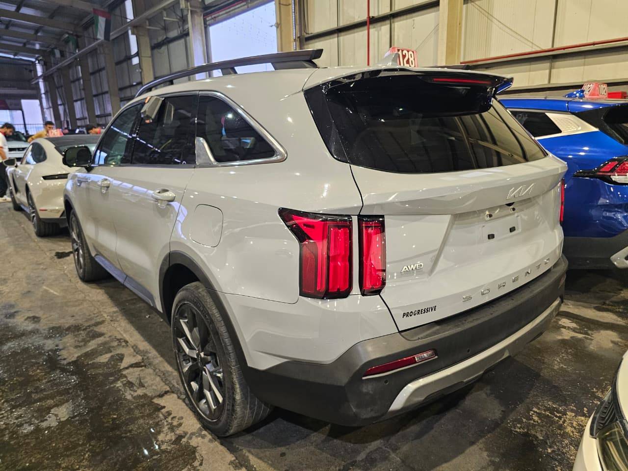 2022 KIA SORENTO — sold — 32664 Miles — Lot G116761 — Main - Marhaba Auctions Used Cars - Image 4