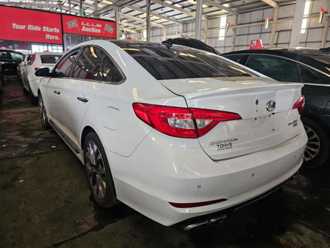 2015 HYUNDAI SONATA SPORT at Marhaba Auctions