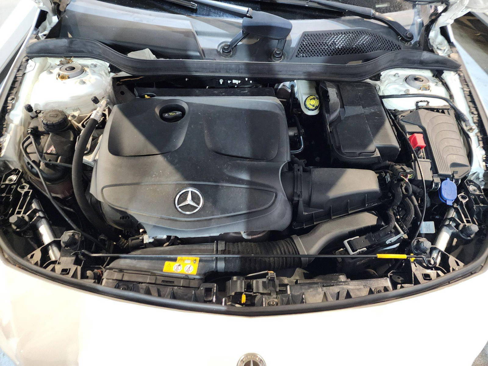 2018 MERCEDES BENZ CLA 250 — 69660 Miles — Lot 39535612 — Al Quoz - Marhaba Auctions Used Cars - Image 14