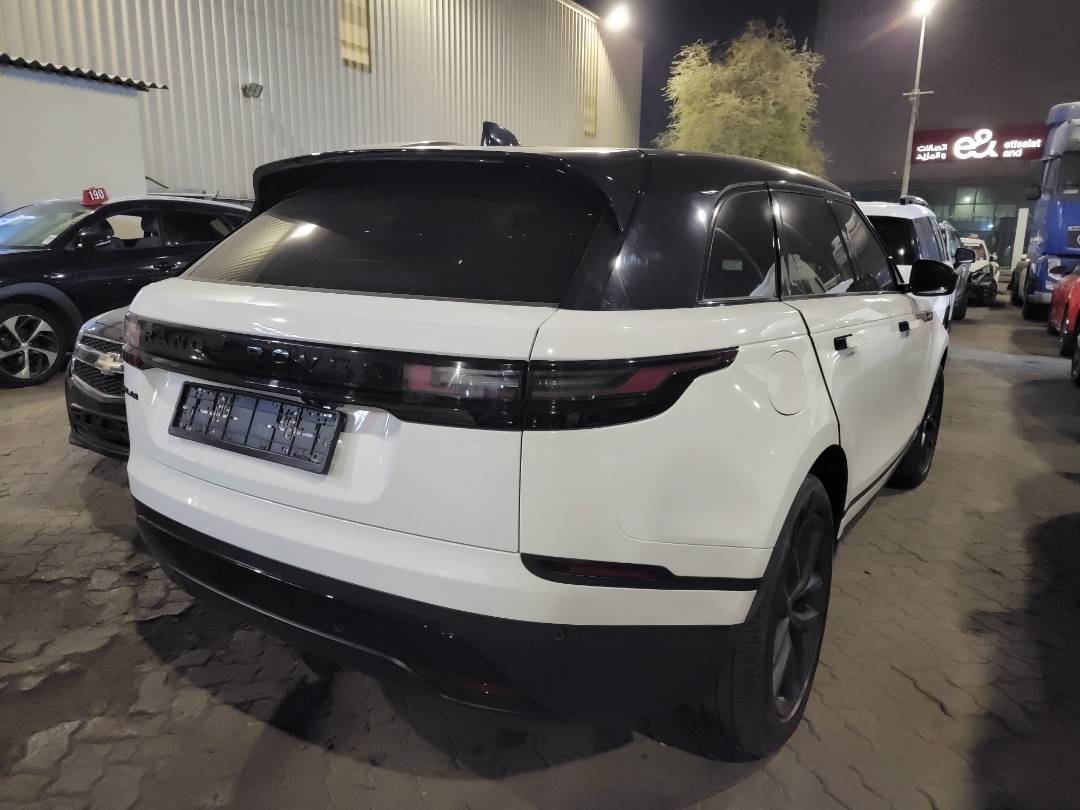 2025 LAND ROVER RANGE ROVER VELAR — 14870 KM — Lot A392513 — Main - Marhaba Auctions Used Cars - Image 4