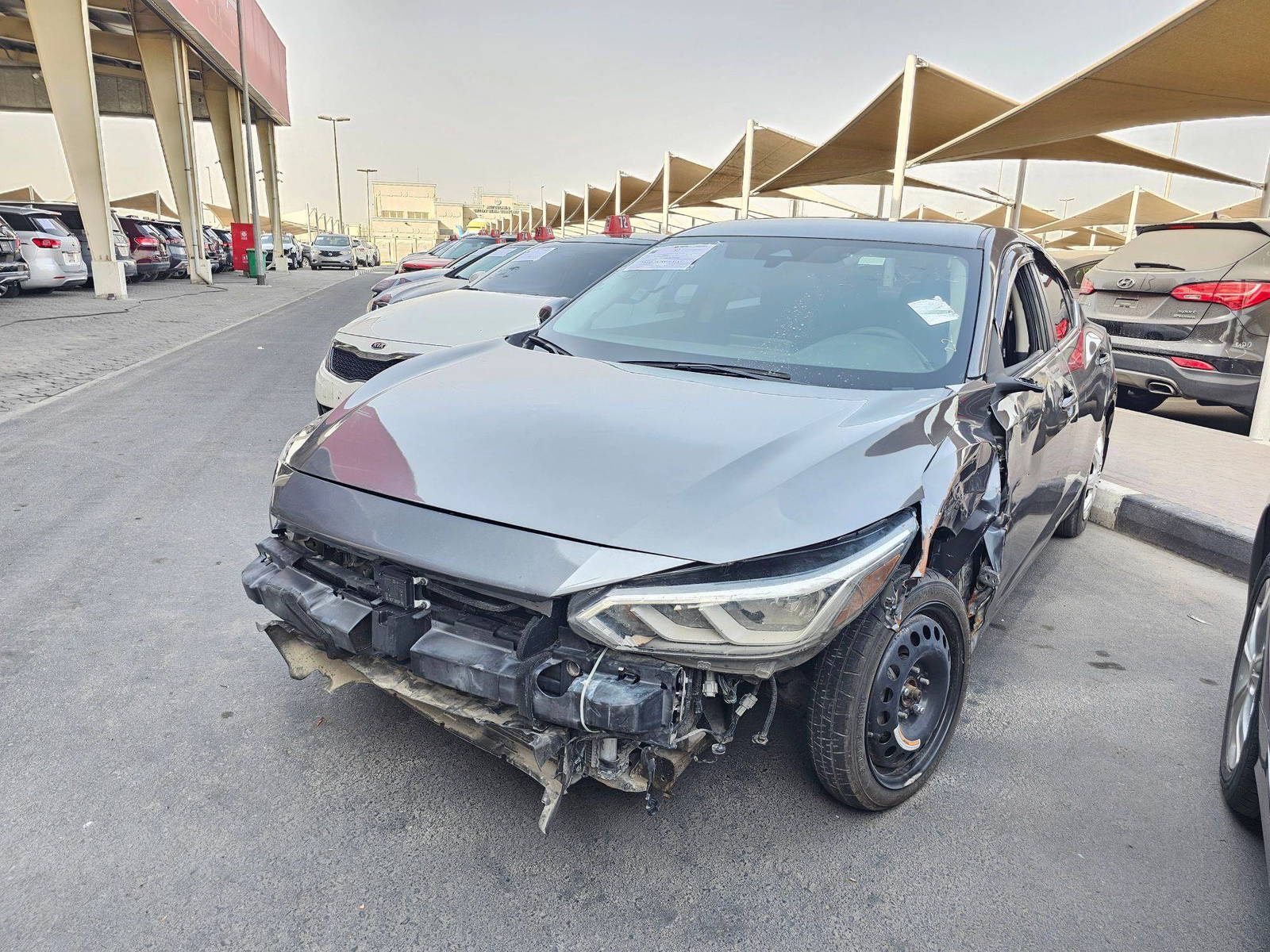 2020 NISSAN SENTRA — 29867 Miles — Lot 8BV4LY275566 — Souq - Marhaba Auctions Used Cars - Image 5