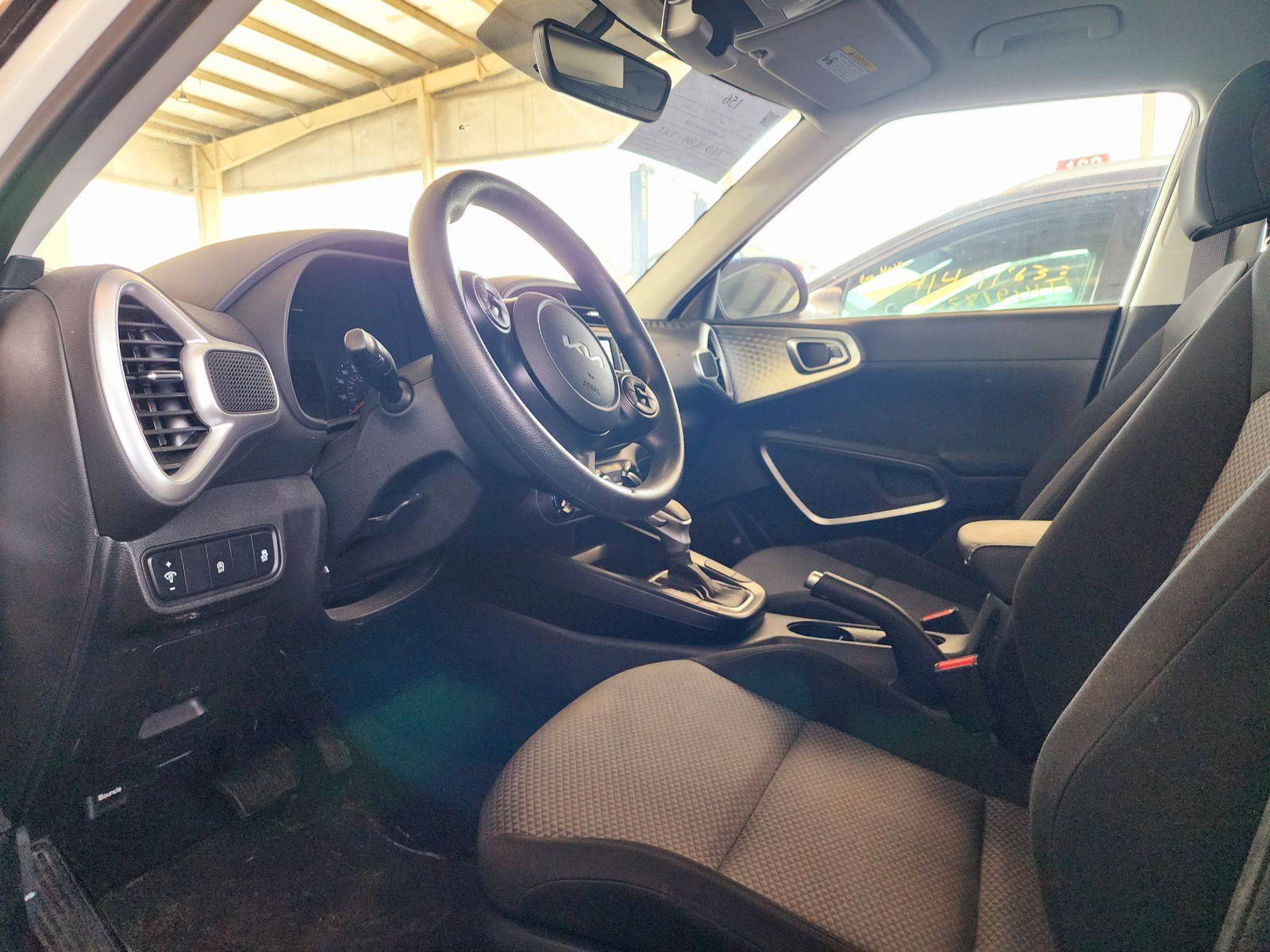 2022 KIA SOUL — 44217 Miles — Lot 72527904 — Souq - Marhaba Auctions Used Cars - Image 5