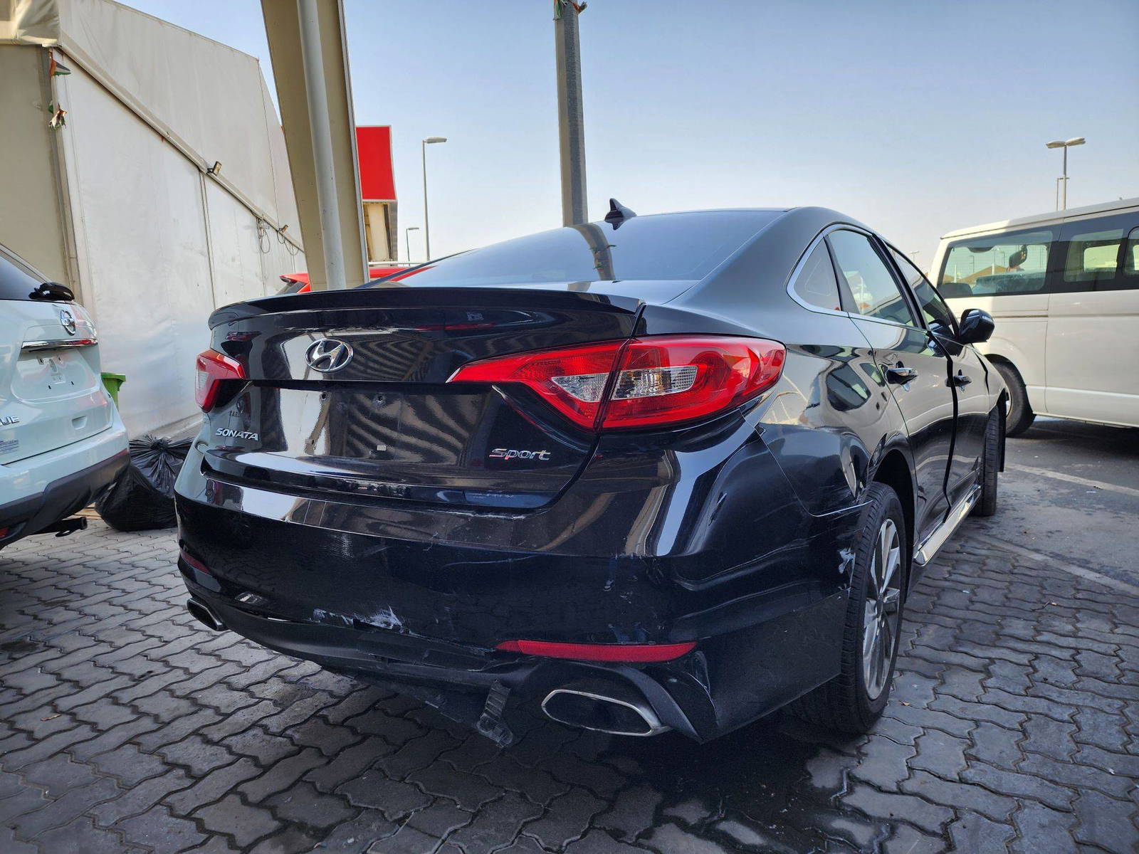 2015 HYUNDAI SONATA — 177180 Miles — Lot 57252494 — Souq - Marhaba Auctions Used Cars - Image 3