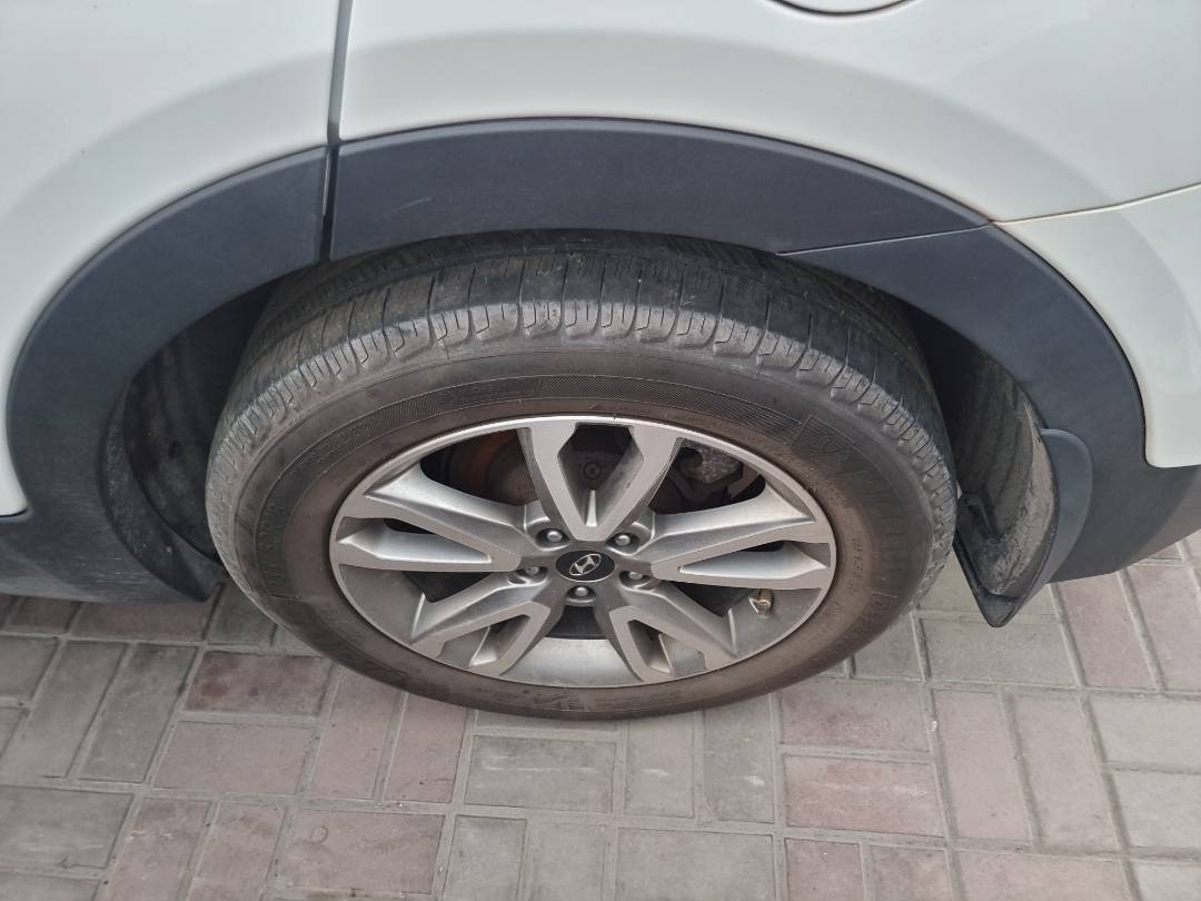 HYUNDAI SANTA FE SPORT 2016 - Marhaba Auction Used Cars - Image 8