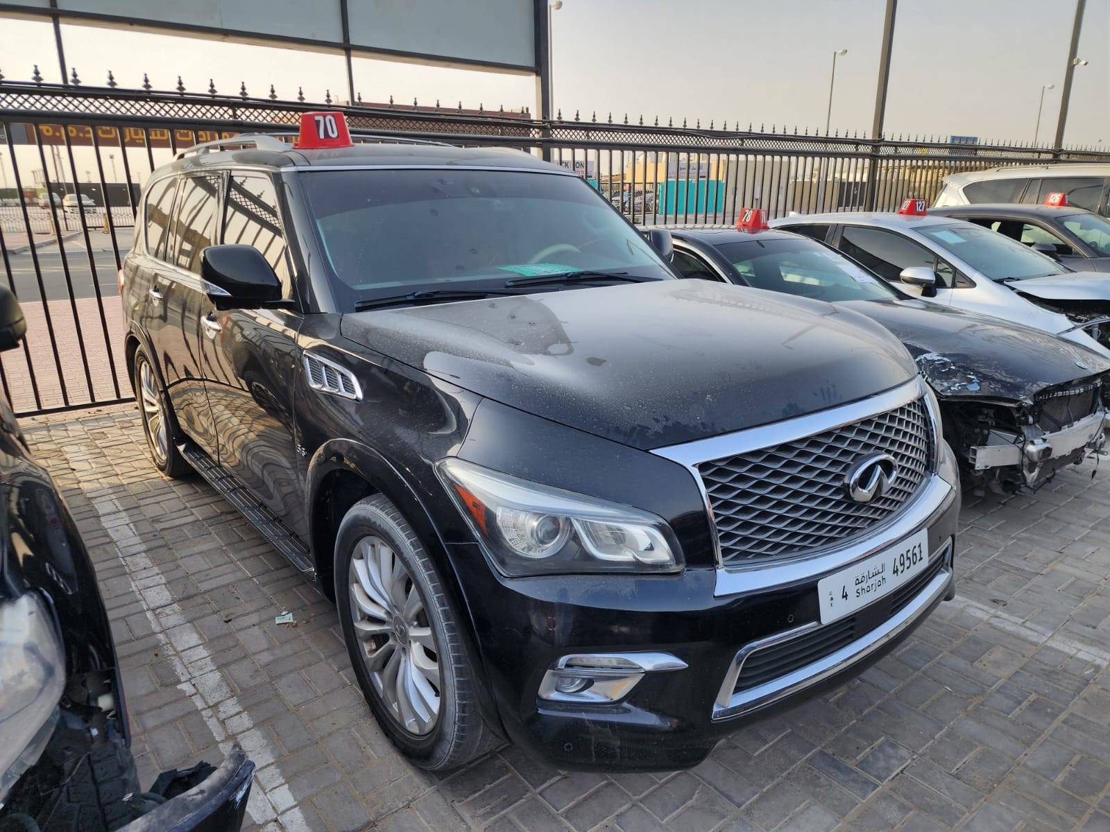 INFINITI QX80