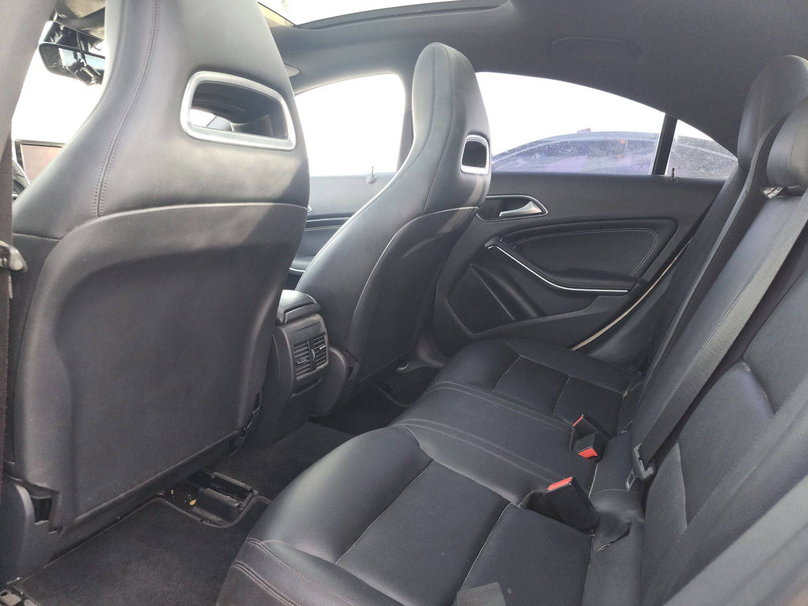 MERCEDES BENZ CLA 250 2014 - Marhaba Auction Used Cars - Image 7