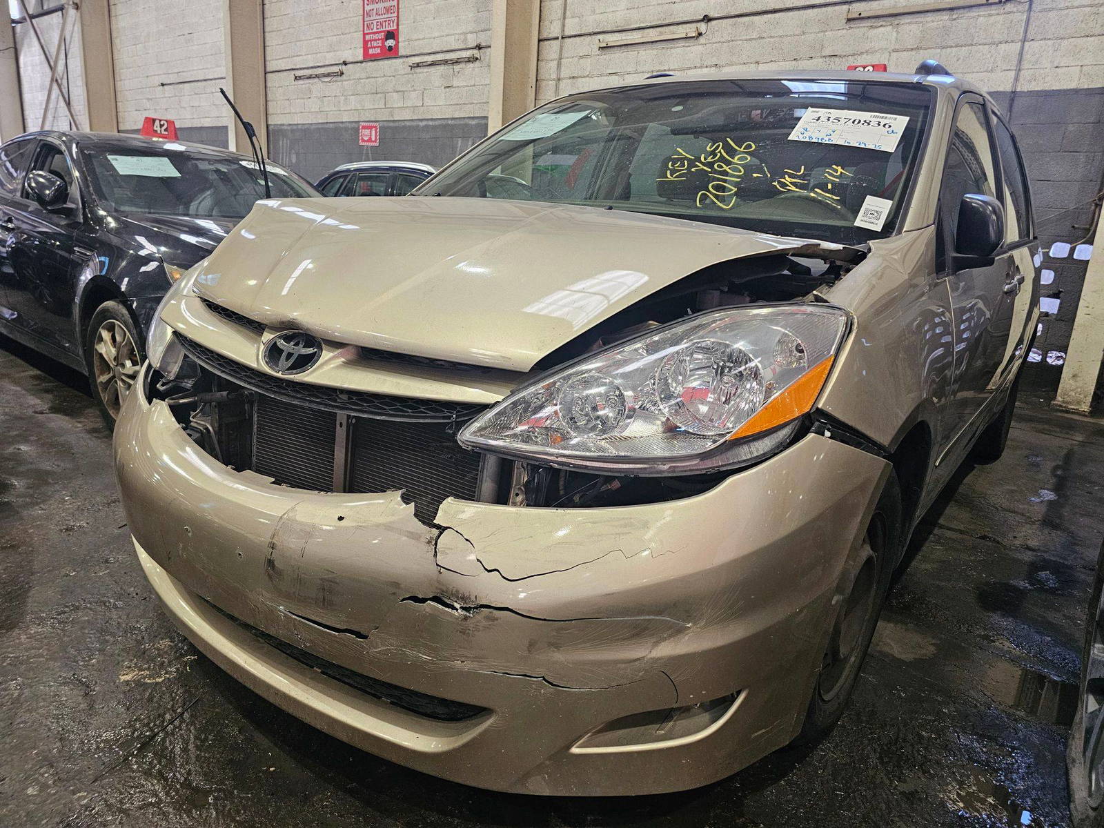 2008 TOYOTA SIENNA — 208988 Miles — Lot 88S201866 — Main - Marhaba Auctions Used Cars - Image 5