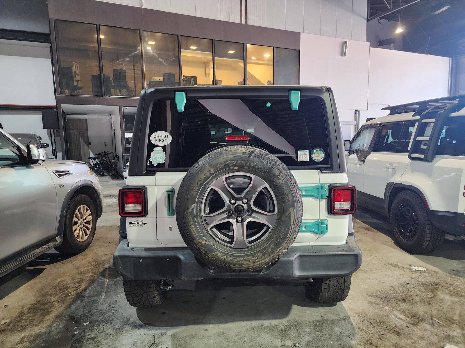2019 JEEP WRANGLER — 109524 Miles — Lot 42350748 — Main - Marhaba Auctions Used Cars - Image 7