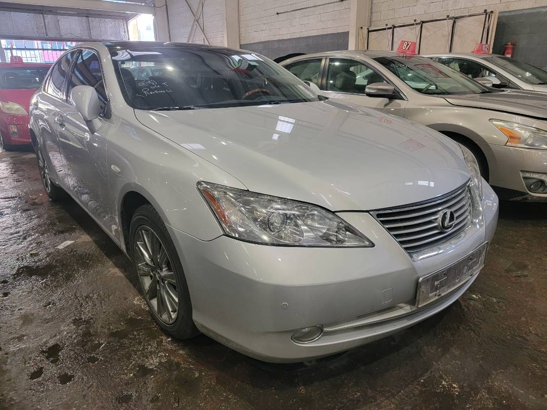 2008 LEXUS ES 350 — 296946 KM — Lot 176723 — Main - Marhaba Auctions Used Cars - Image 3