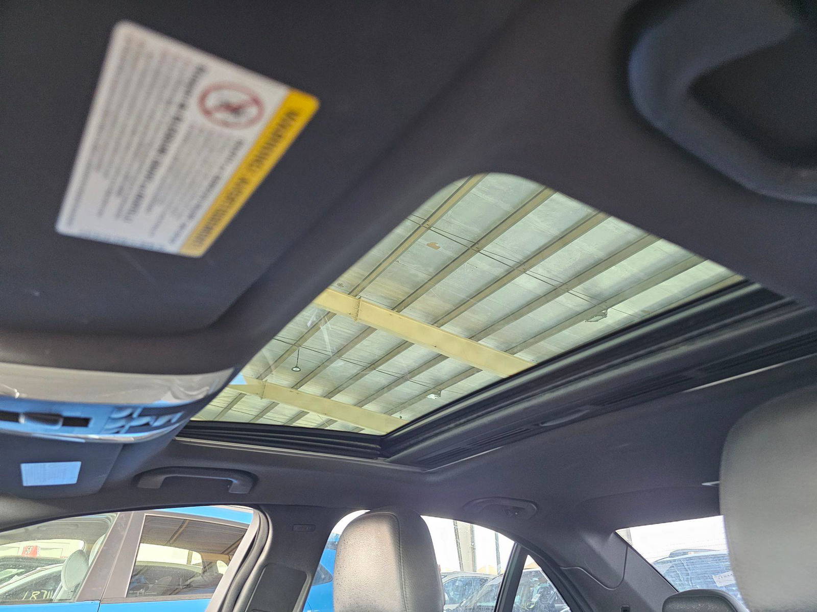 MERCEDES BENZ C300 2010 - Marhaba Auction Used Cars - Image 8