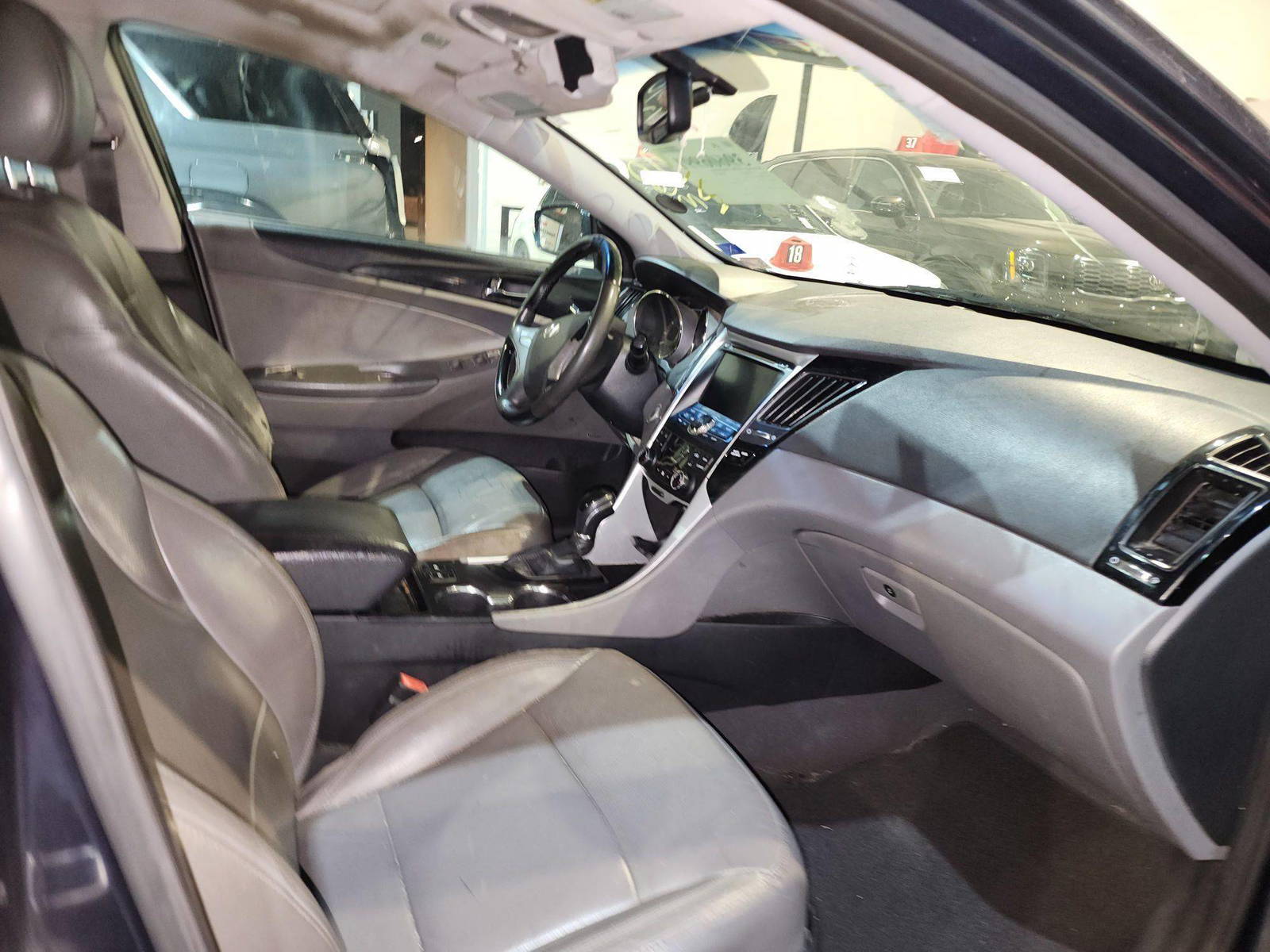 2013 HYUNDAI SONATA — 231885 Miles — Lot 39606991 — Al Quoz - Marhaba Auctions Used Cars - Image 7