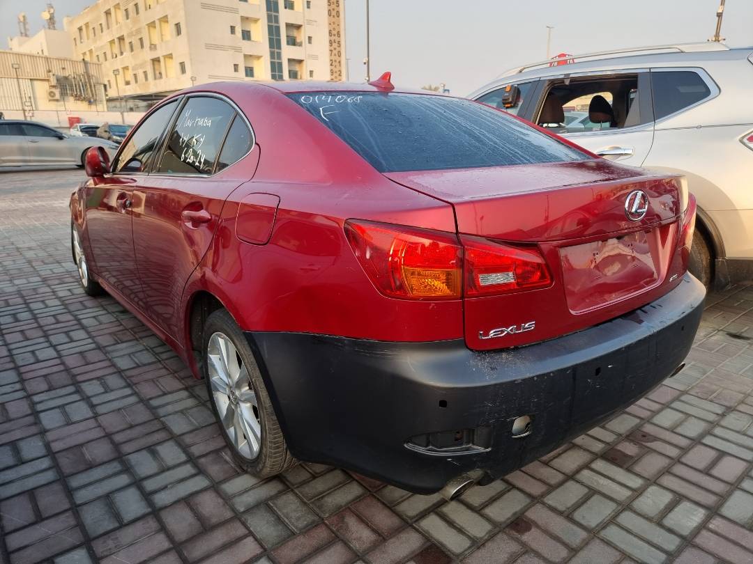 2007 LEXUS IS 250 — 130528 Miles — Lot 125487 — Souq - Marhaba Auctions Used Cars - Image 5