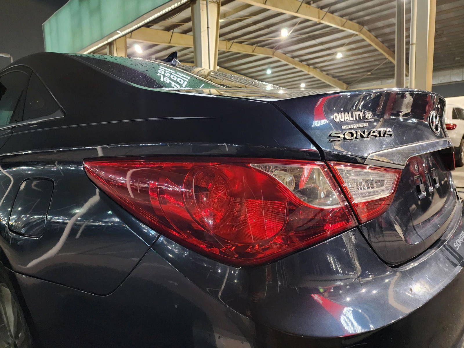 2013 HYUNDAI SONATA — 250512 Miles — Lot 55131844 — Souq - Marhaba Auctions Used Cars - Image 10
