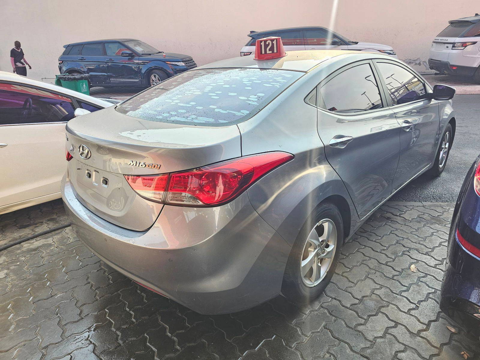 2012 HYUNDAI AVANTE — 139304 KM — Lot DBCU202582 — Souq - Marhaba Auctions Used Cars - Image 5