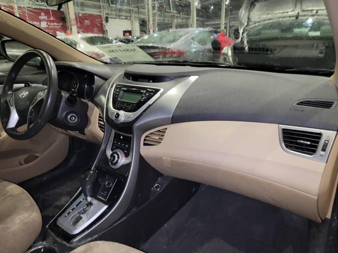 2011 HYUNDAI ELANTRA — 164555 Miles — Lot 36861186 - Marhaba Auctions Used Cars - Image 4