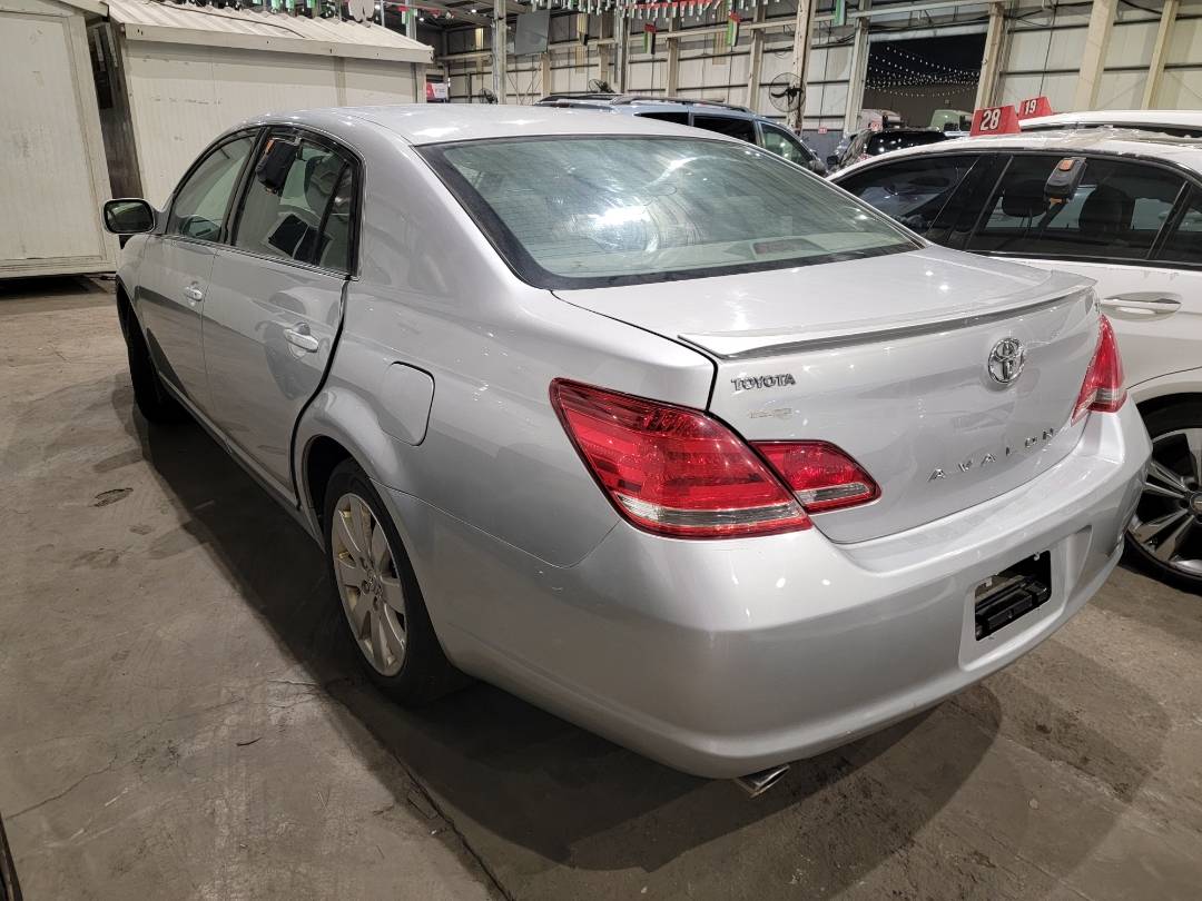 2005 TOYOTA AVALON — 232522 Miles — Lot U051168 — Main - Marhaba Auctions Used Cars - Image 5