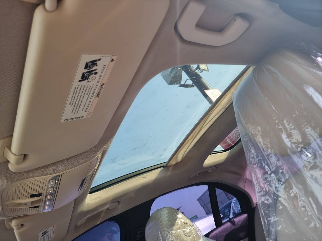 MERCEDES BENZ C300 2018 - Marhaba Auction Used Cars - Image 9