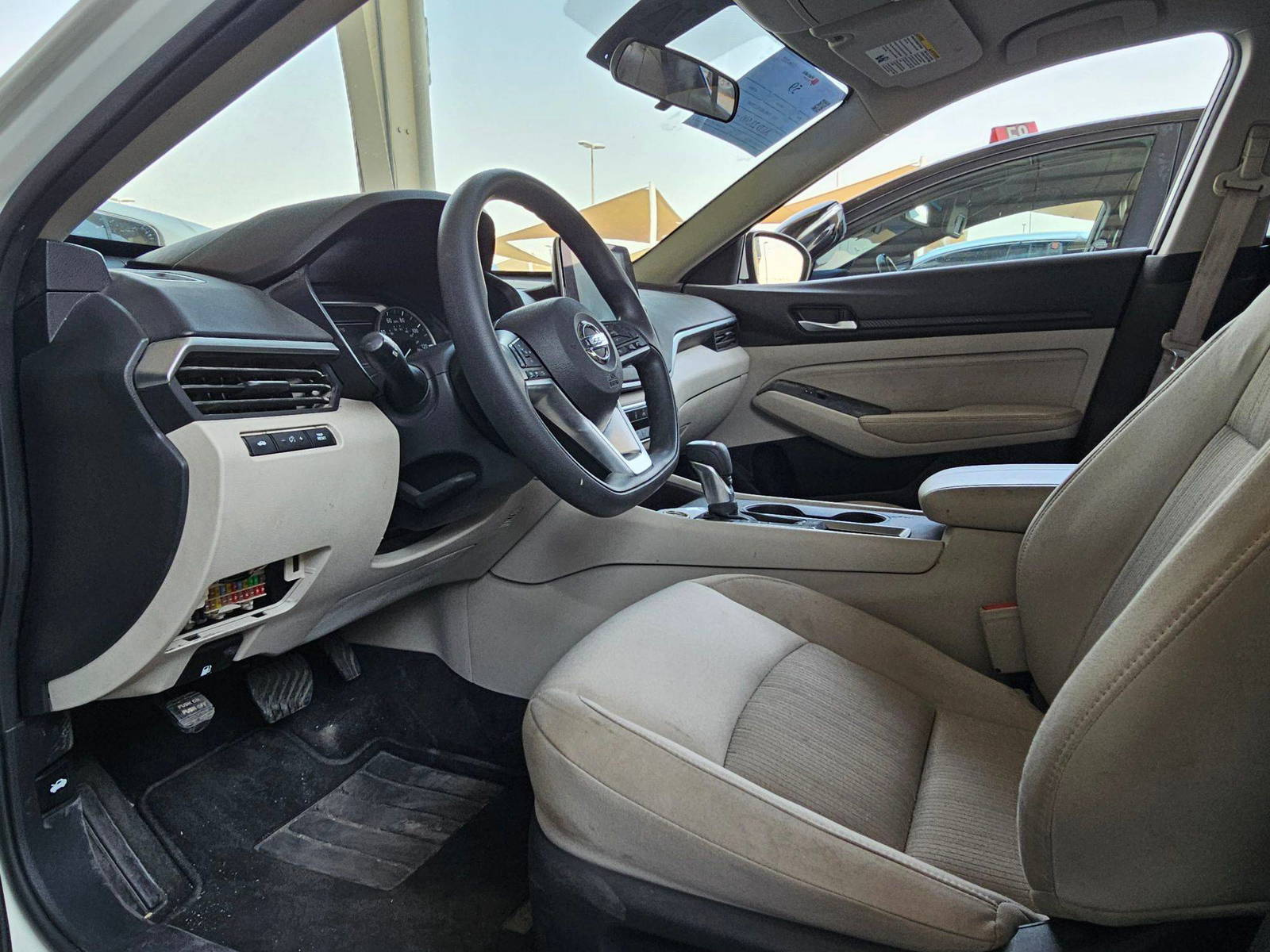 2020 NISSAN ALTIMA — 32922 Miles — Lot 271883 — Souq - Marhaba Auctions Used Cars - Image 8