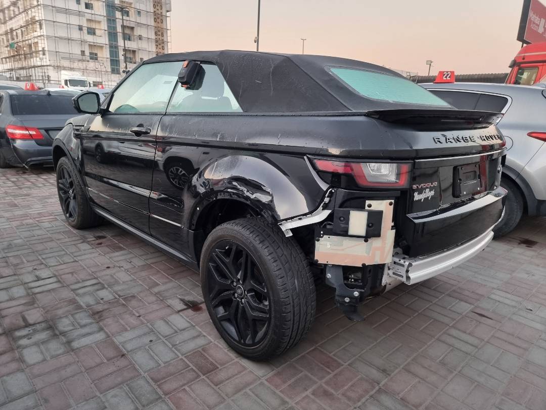 2018 LAND ROVER RANGE ROVER EVOQUE HSE — 16901 Miles — Lot 304855 — Ind. 12 - Marhaba Auctions Used Cars - Image 5