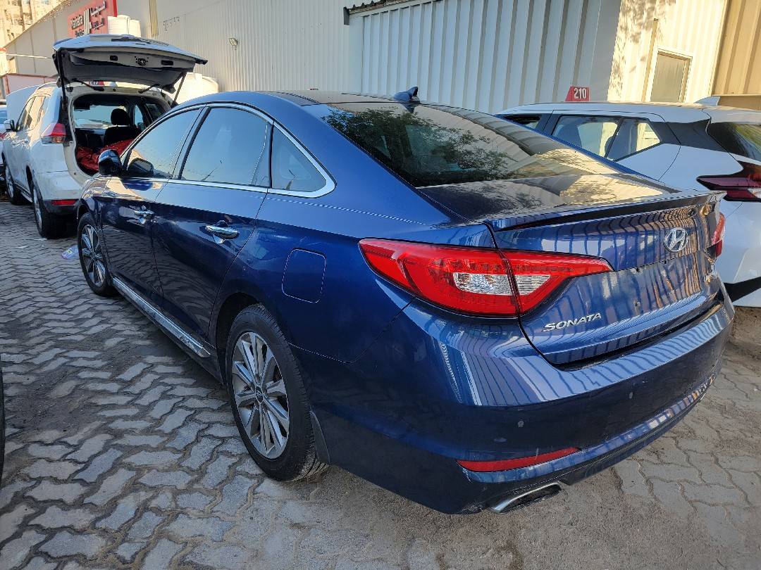 HYUNDAI SONATA