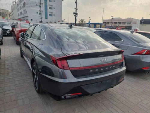 HYUNDAI SONATA