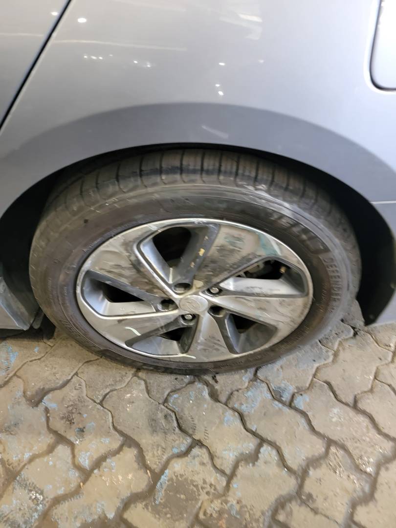 2017 HYUNDAI SONATA — 136840 Miles — Lot HA044888 — Main - Marhaba Auctions Used Cars - Image 9