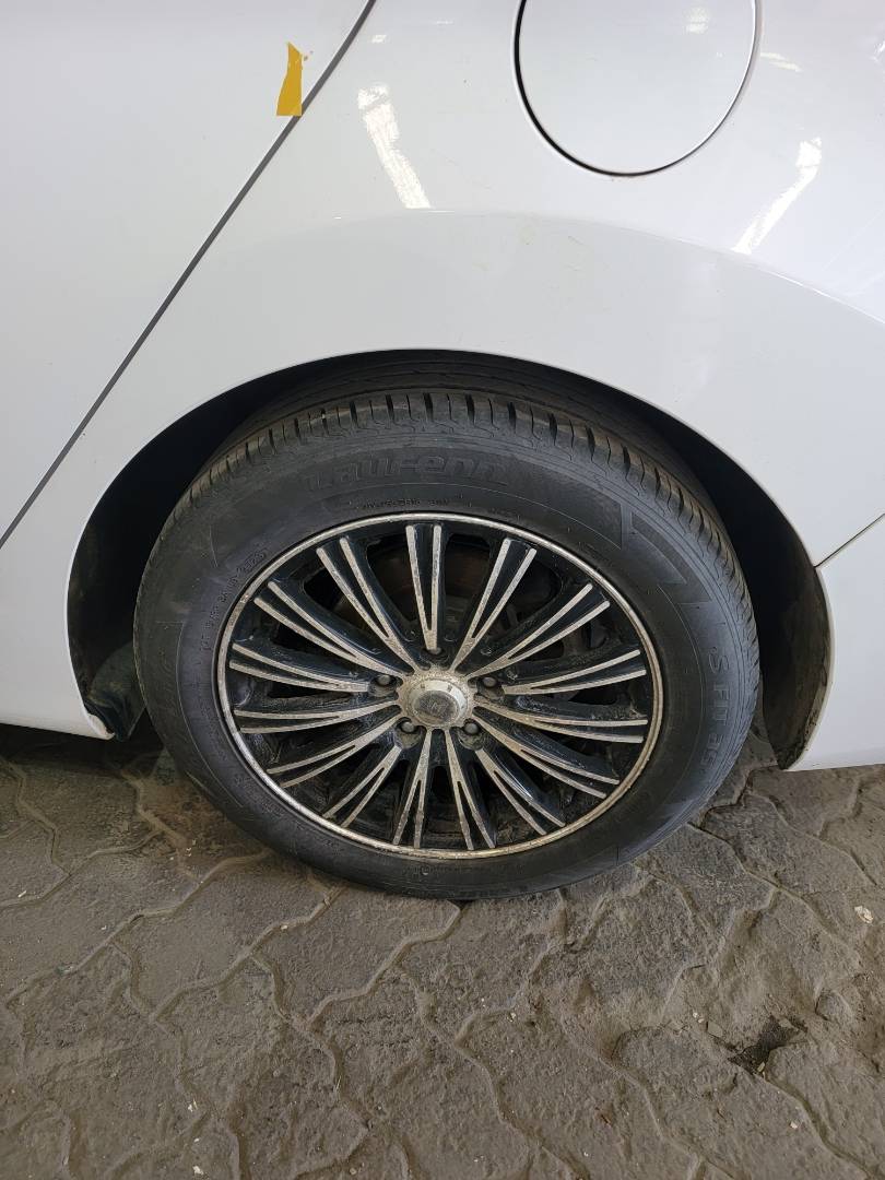 2013 HYUNDAI AVANTE — 181224 KM — Lot 778009 — Main - Marhaba Auctions Used Cars - Image 9