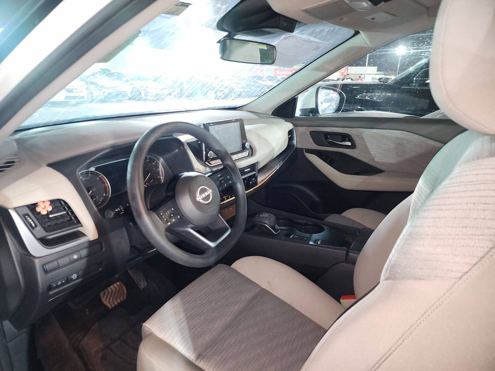 NISSAN ROGUE 2023 - Marhaba Auction Used Cars - Image 9