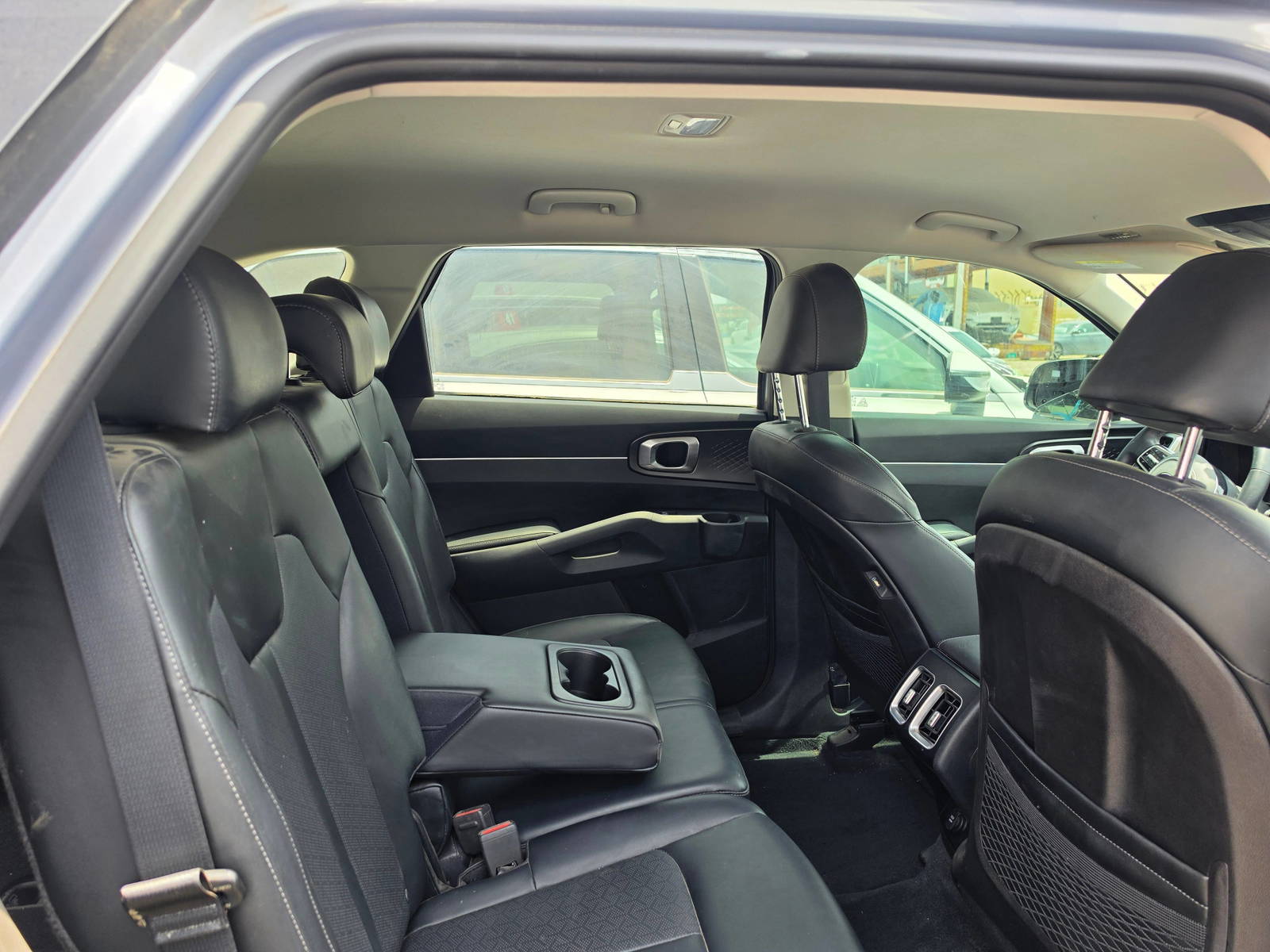 2021 KIA SORENTO — 97331 Miles — Lot 038650 - Marhaba Auctions Used Cars - Image 8