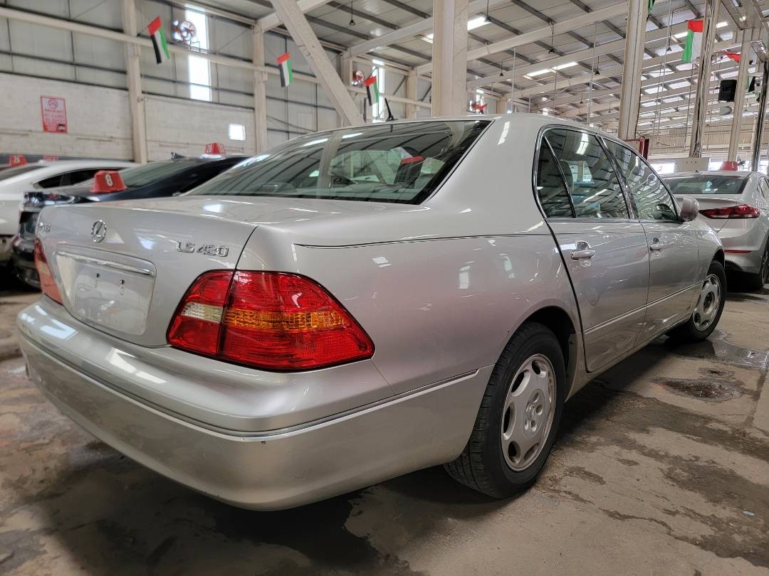 2001 LEXUS LS 430 — 194986 Miles — Lot 42661754 - Marhaba Auctions Used Cars - Image 3