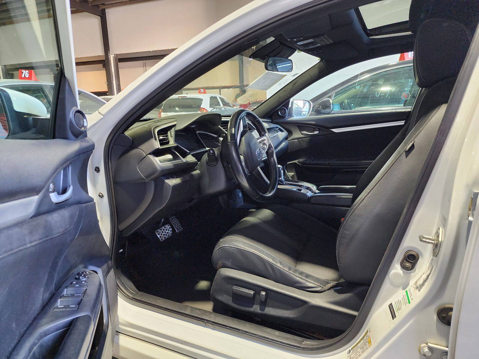 2019 HONDA CIVIC — 116633 KM — Lot 214578 — Main - Marhaba Auctions Used Cars - Image 9