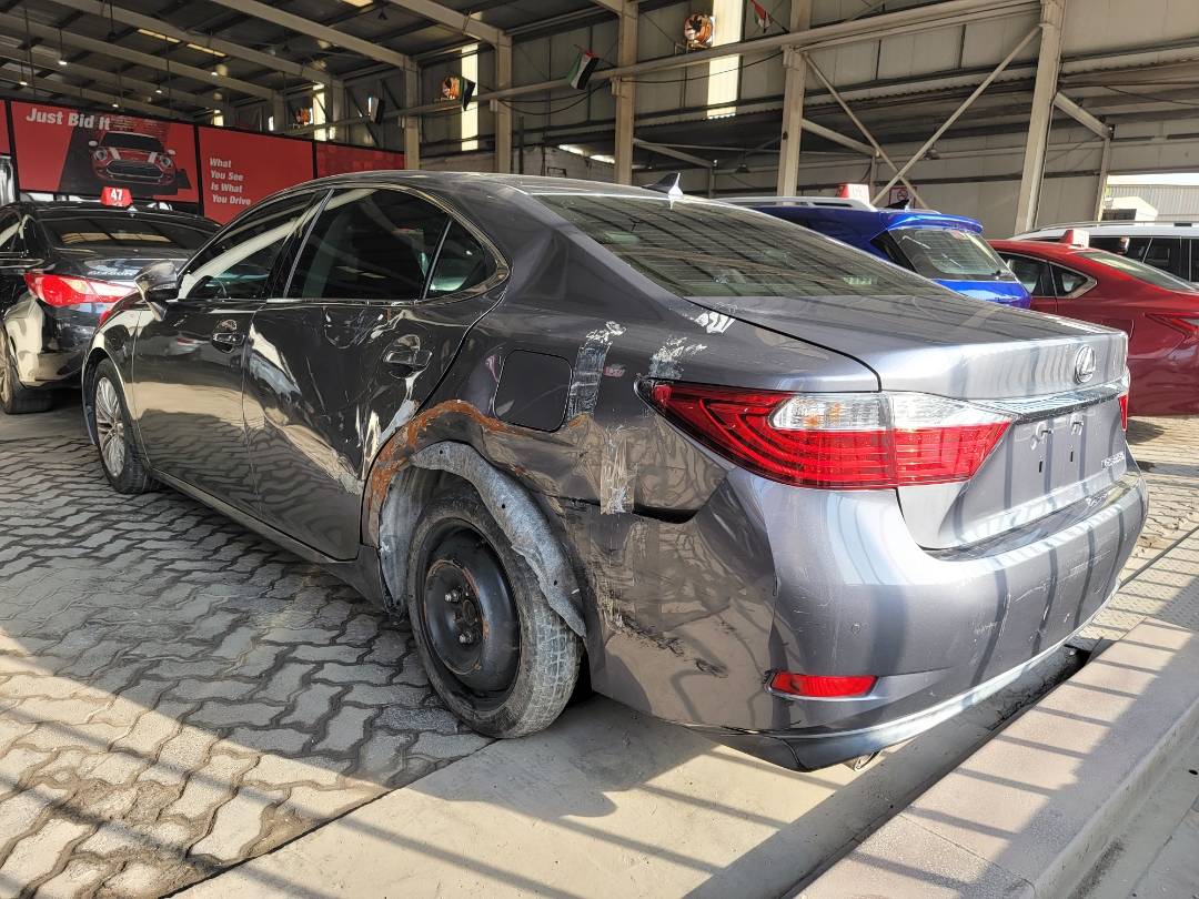 2014 LEXUS ES 350 — 145771 Miles — Lot 2E2101434 — Main - Marhaba Auctions Used Cars - Image 3