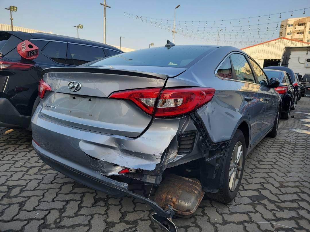 2015 HYUNDAI SONATA — 128633 Miles — Lot 39294172 — Main - Marhaba Auctions Used Cars - Image 3