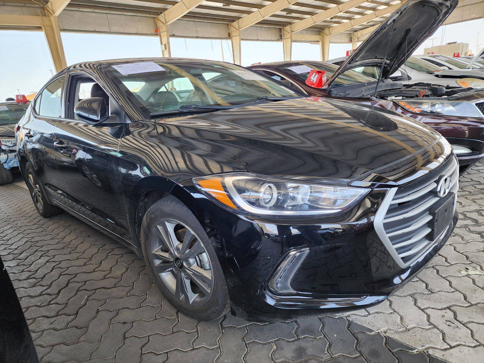 2017 HYUNDAI ELANTRA — 148426 Miles — Lot 38895316 — Souq - Marhaba Auctions Used Cars - Image 8