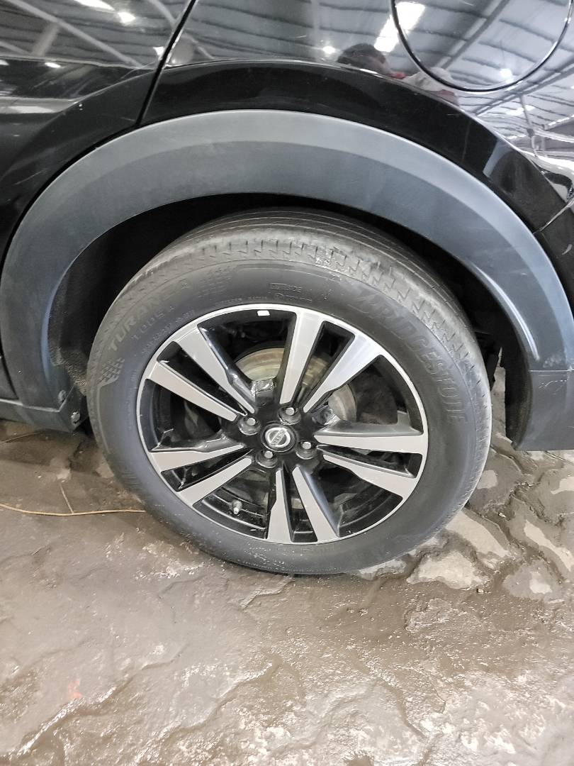 2020 NISSAN KICKS — 121181 Miles — Lot V6LL492380 — Main - Marhaba Auctions Used Cars - Image 9