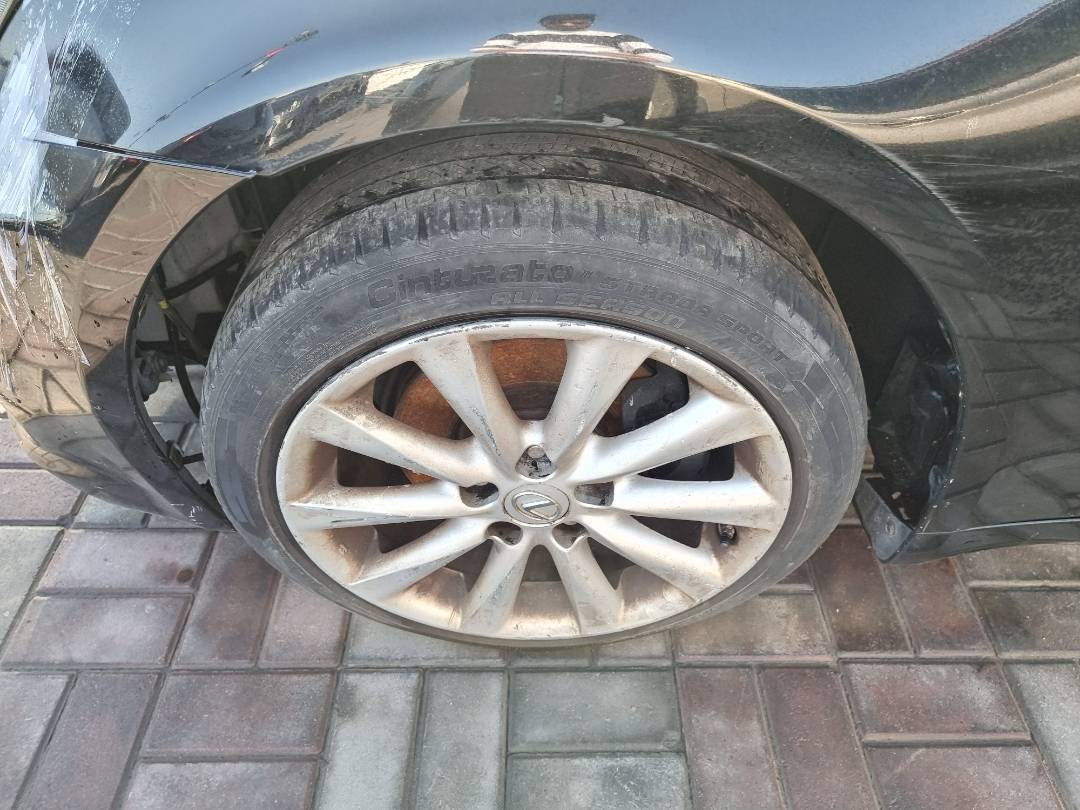 2010 LEXUS IS 250 — 189073 Miles — Lot 125478 — Ind. 12 - Marhaba Auctions Used Cars - Image 11