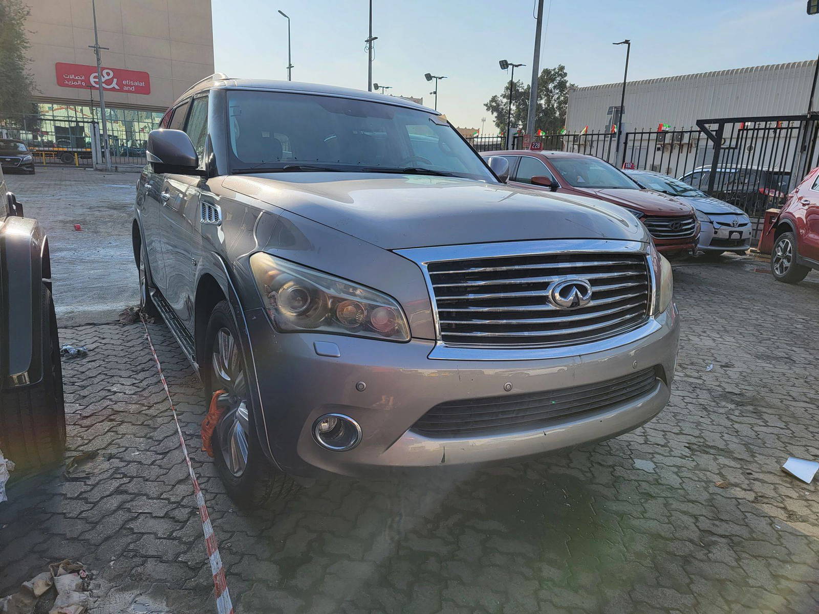 INFINITI QX80 2014 - Marhaba Auction Used Cars - Image 4