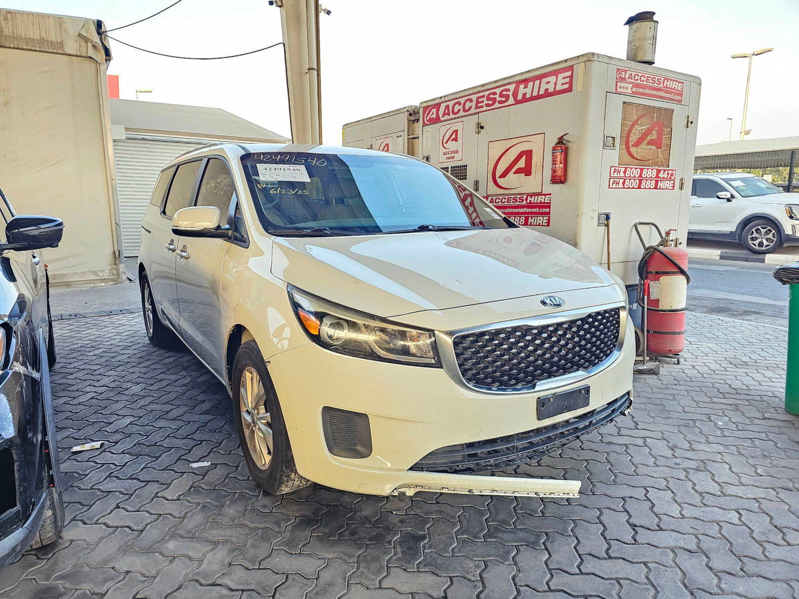 2015 KIA SEDONA — 151208 Miles — Lot 6059136 — Souq - Marhaba Auctions Used Cars - Image 5