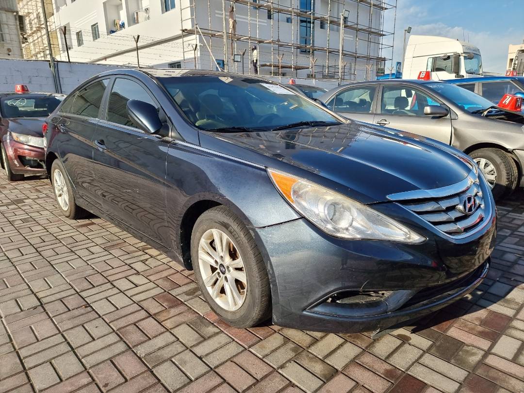 2013 HYUNDAI SONATA — 214903 Miles — Lot 215487 — Ind. 12 - Marhaba Auctions Used Cars - Image 3
