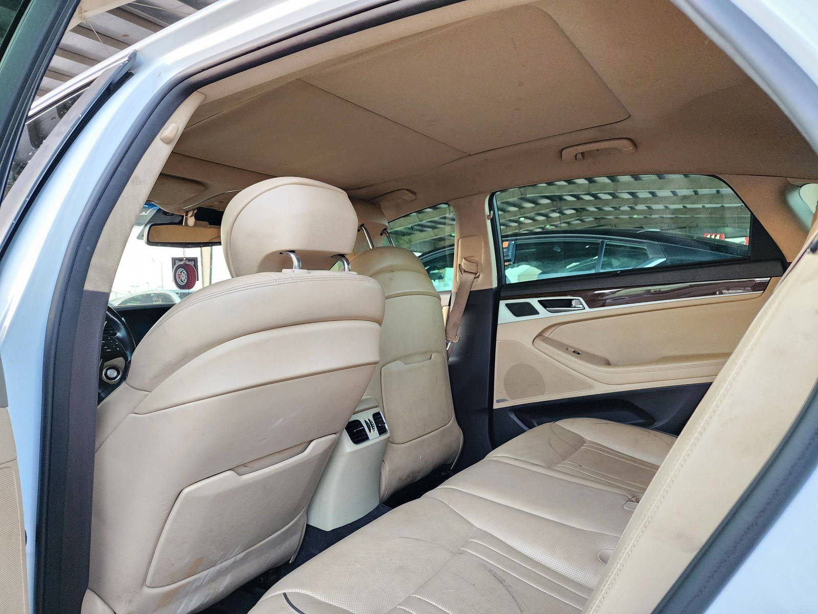 2015 HYUNDAI GENESIS — 128888 Miles — Lot 32955 — Main - Marhaba Auctions Used Cars - Image 6
