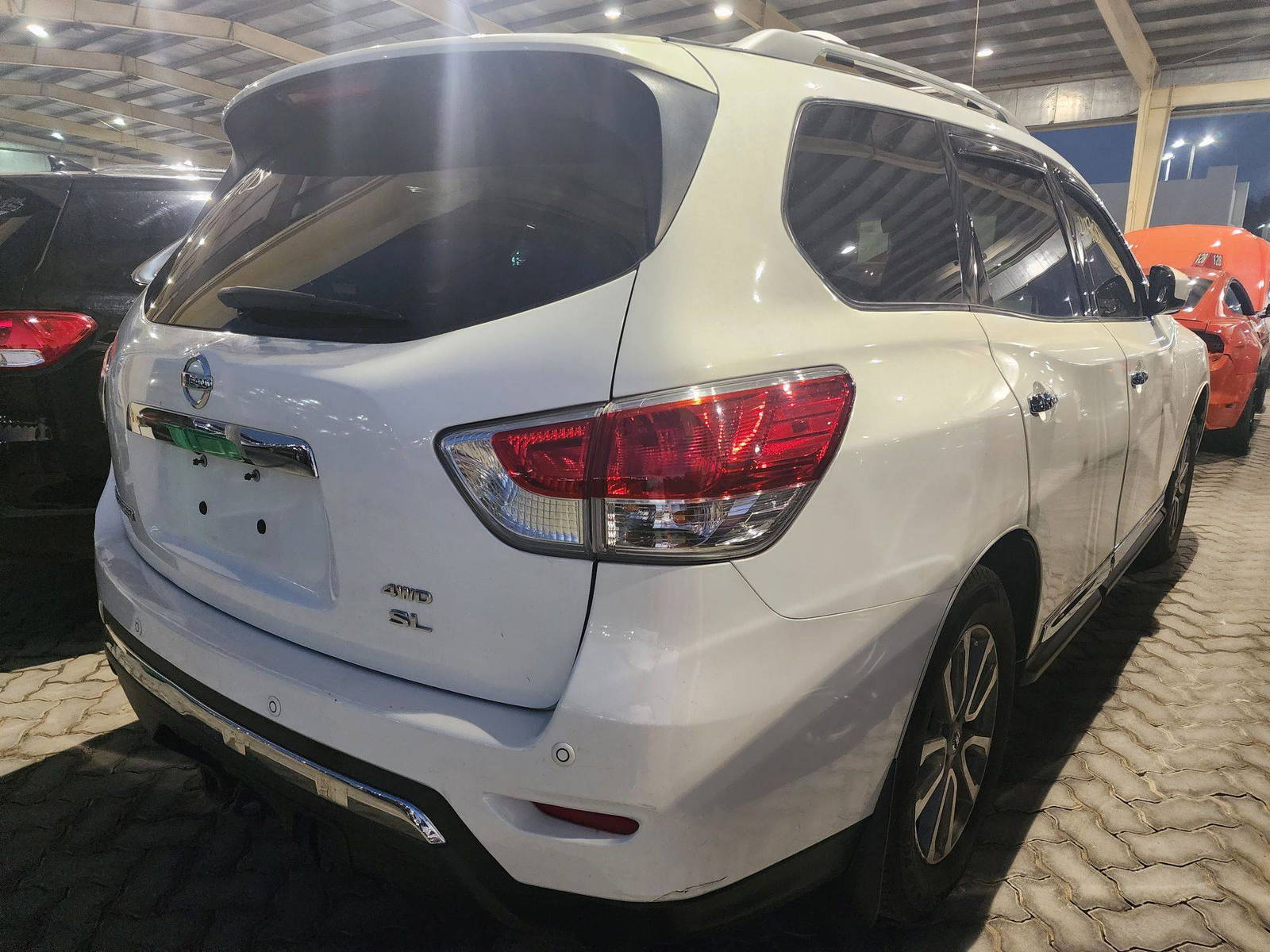 2014 NISSAN PATHFINDER — 133832 Miles — Lot 37544903 - Marhaba Auctions Used Cars - Image 10