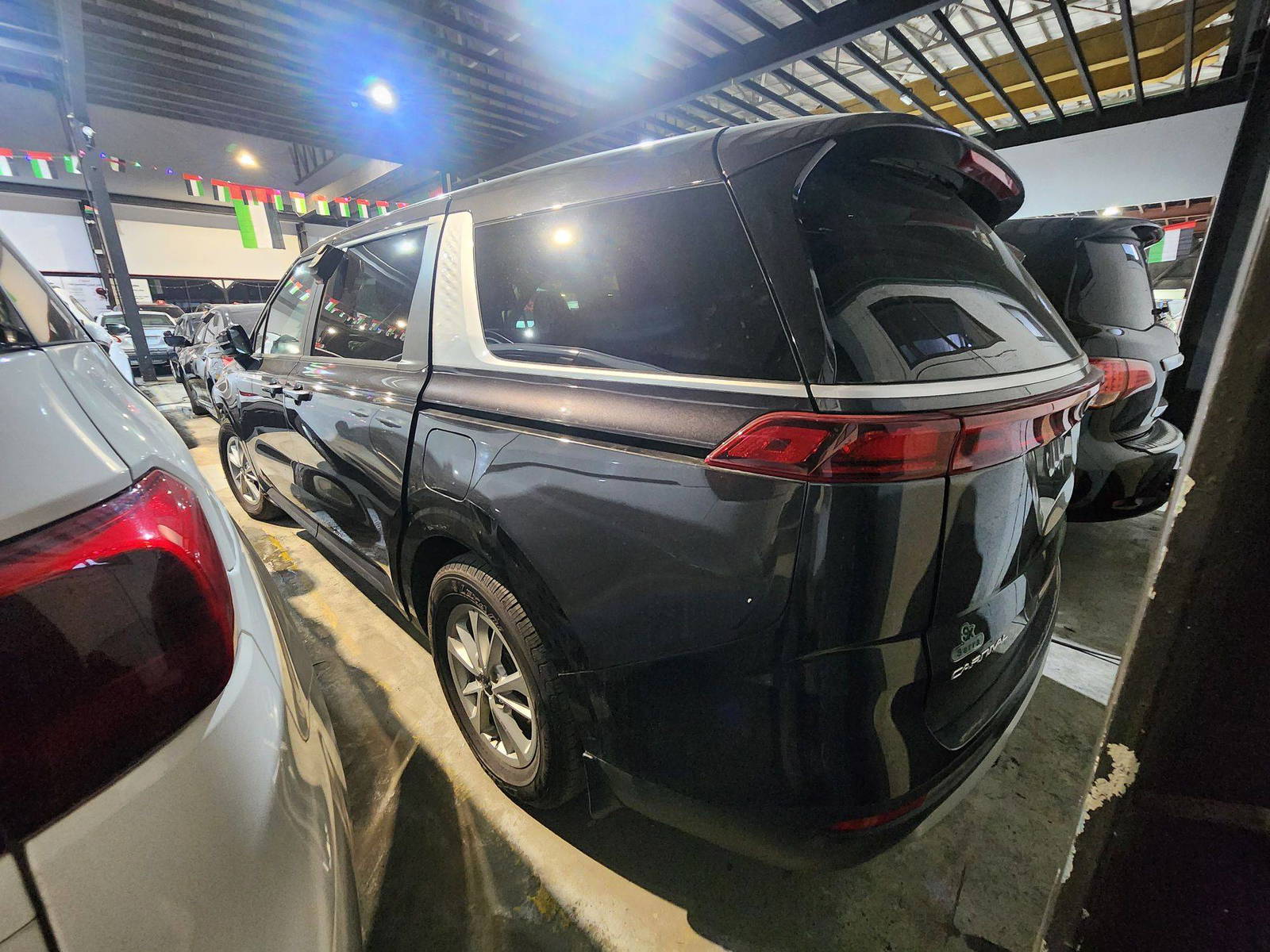 KIA CARNIVAL LX 2023 - Marhaba Auction Used Cars - Image 5