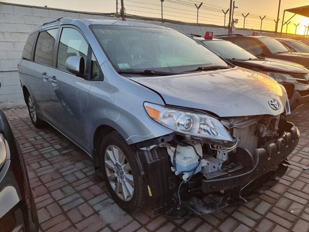 2015 TOYOTA SIENNA — 183876 Miles — Lot 125487 — Ind. 12 - Marhaba Auctions Used Cars - Image 4
