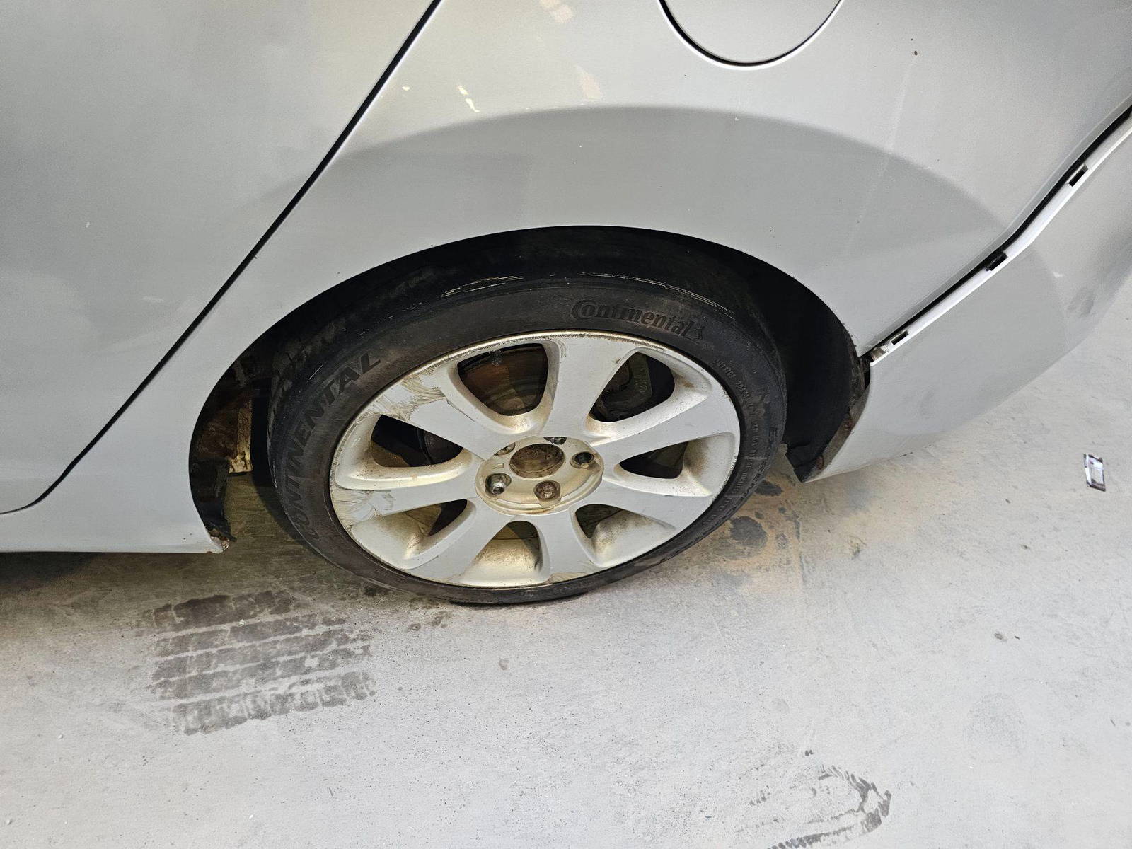 HYUNDAI ELANTRA 2013 - Marhaba Auction Used Cars - Image 6